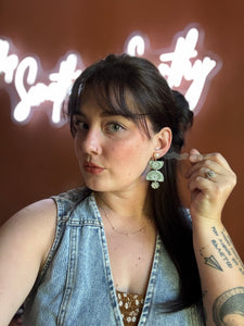 Mindy, in Sage