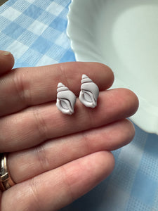 Soft Purple Shell Studs
