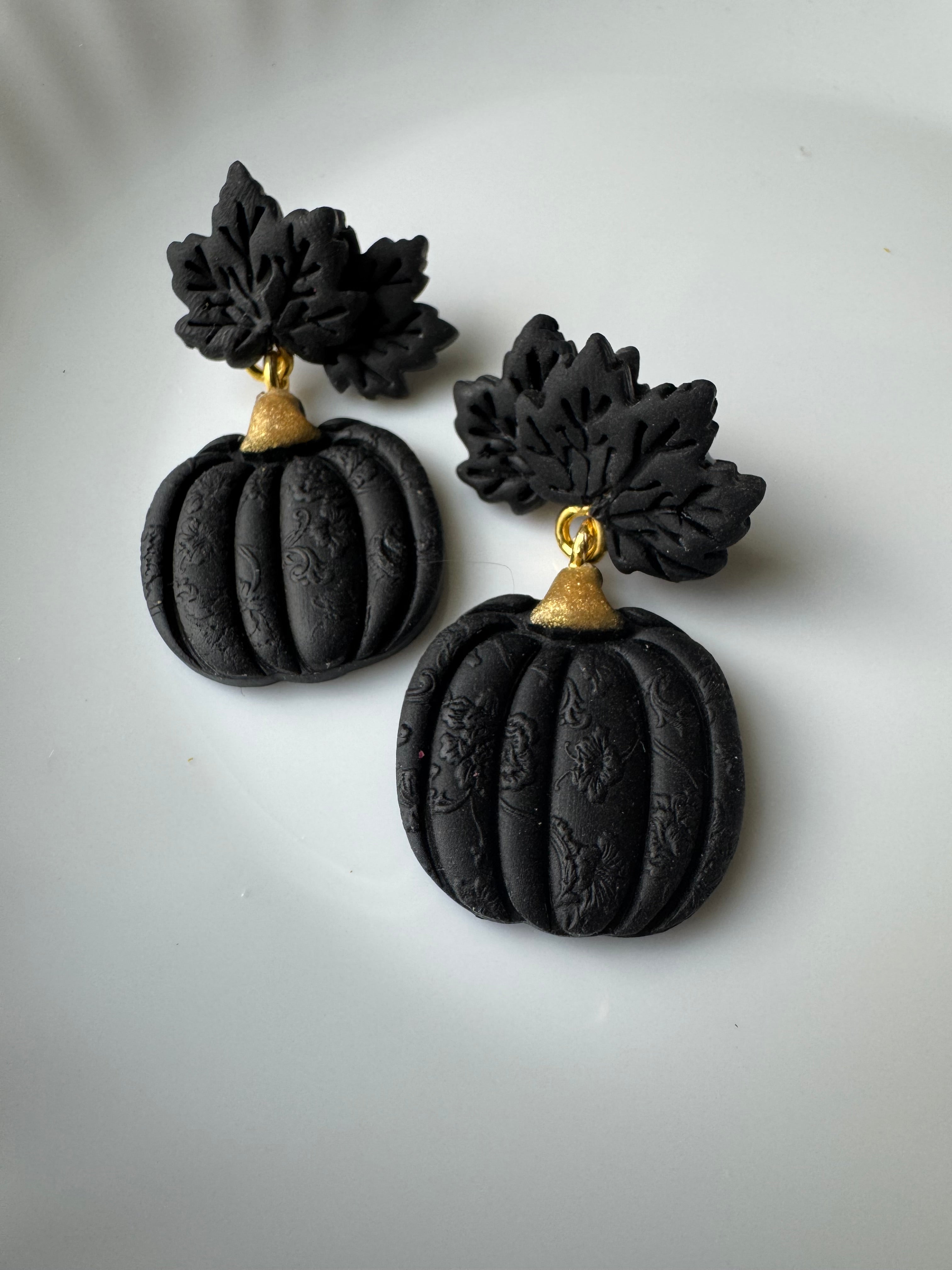 Black Pumpkins