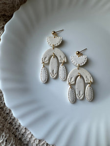 Alice, in Ivory