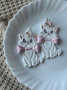 Smitten Kitten
