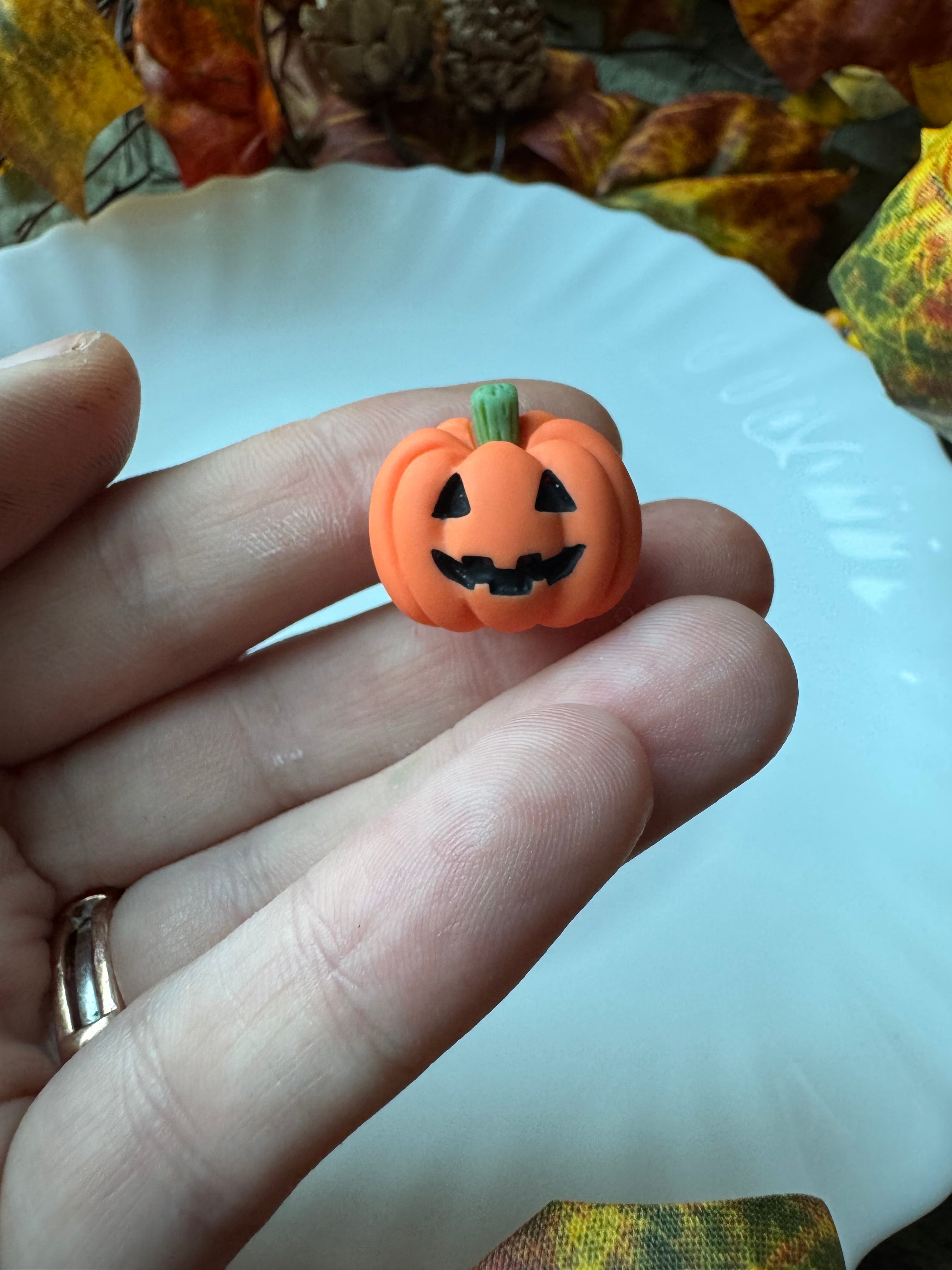 Resin Jack’o’lantern Pin