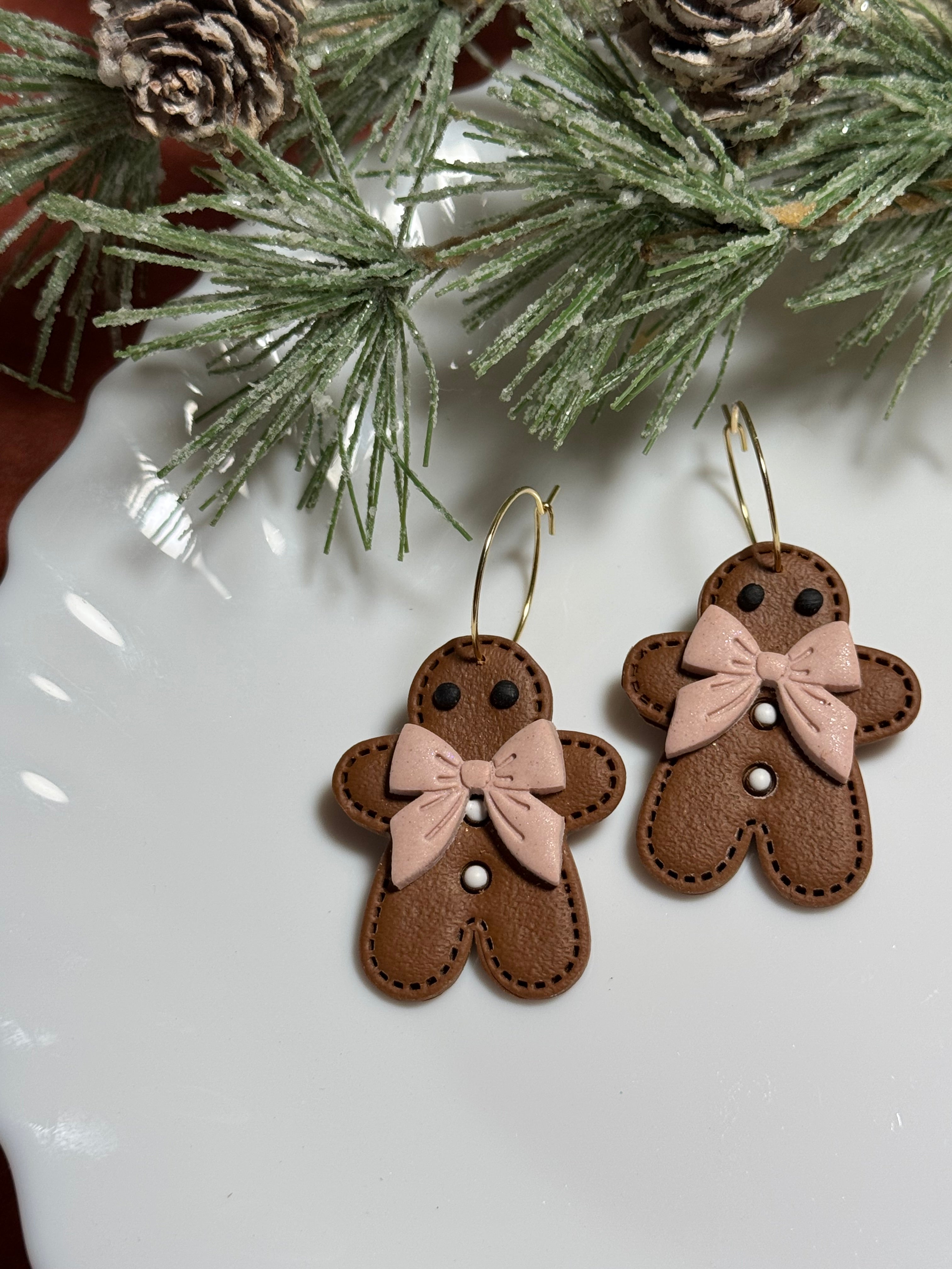 Pink Bow Gingerbread Hoops